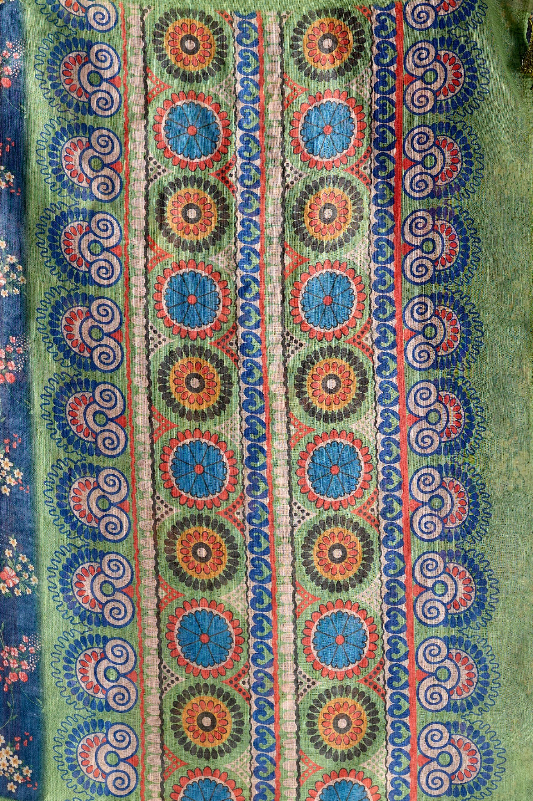 Premium Linen Cotton Saree with Elegant Navy Blue Floral Digital Print & Graceful Patola Inspired Pallu Border Design
