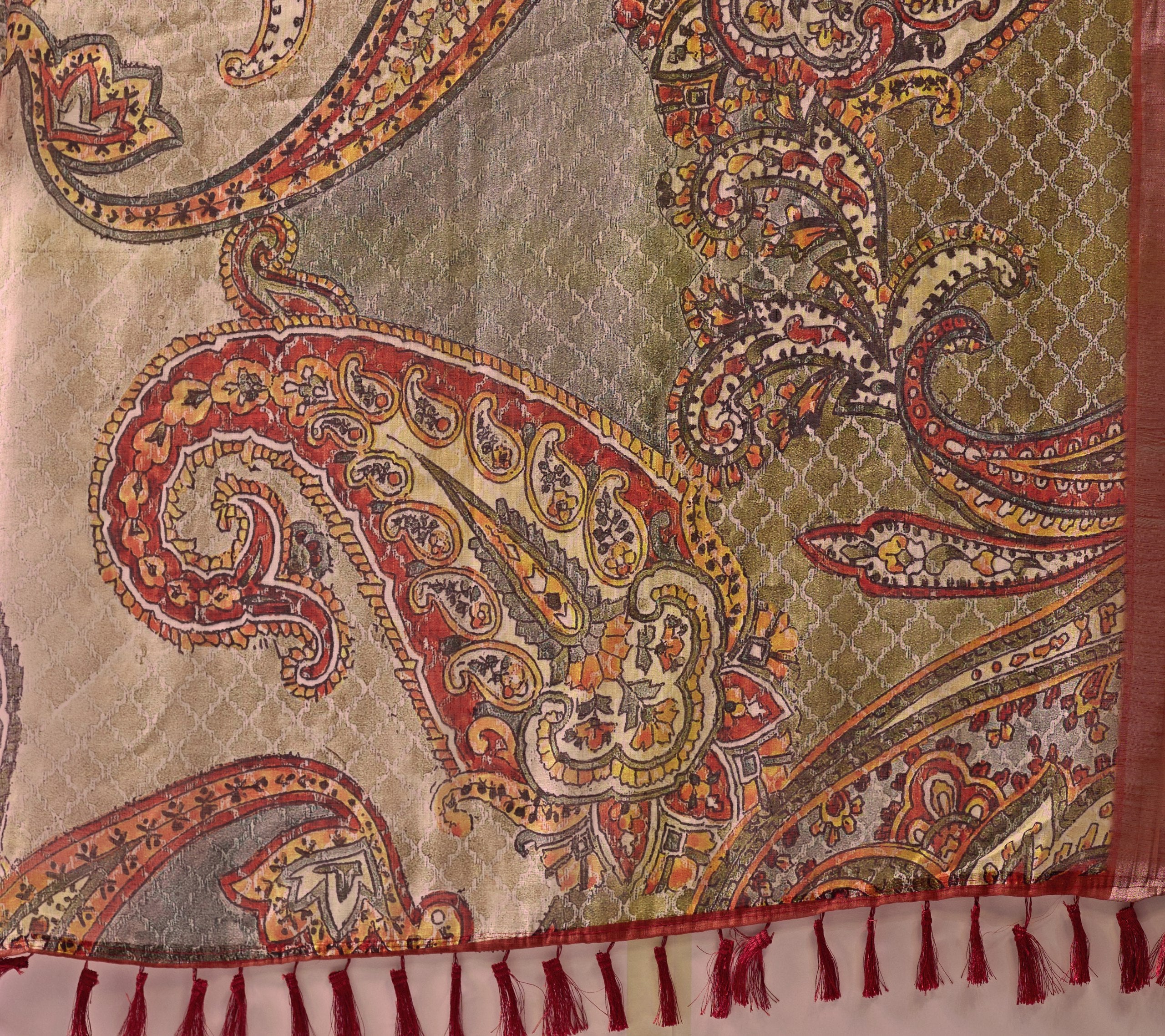 Premium Linen Cotton Saree with Elegant Digital Paisley Print & Classic Contrast Patola Style Border