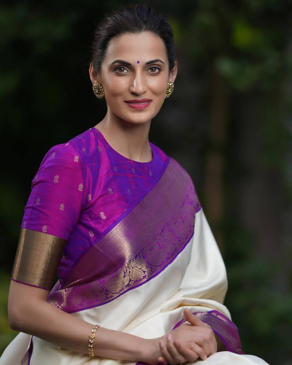 Cream Color Banarasi Silk Saree Blouse