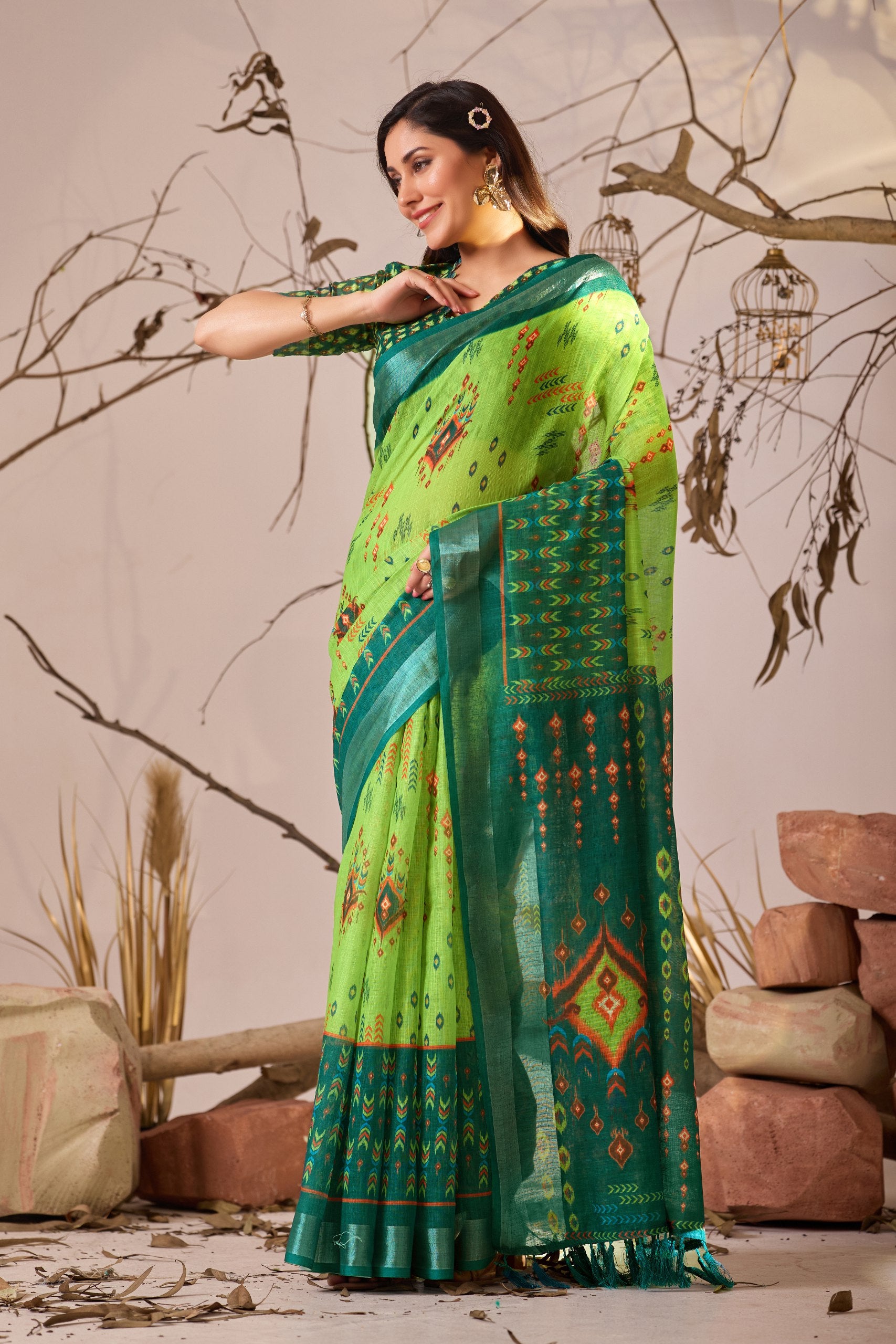 Premium Linen Cotton Saree with Elegant Digital Patola & Ikat Print & Classic Contrast Patola Style Border