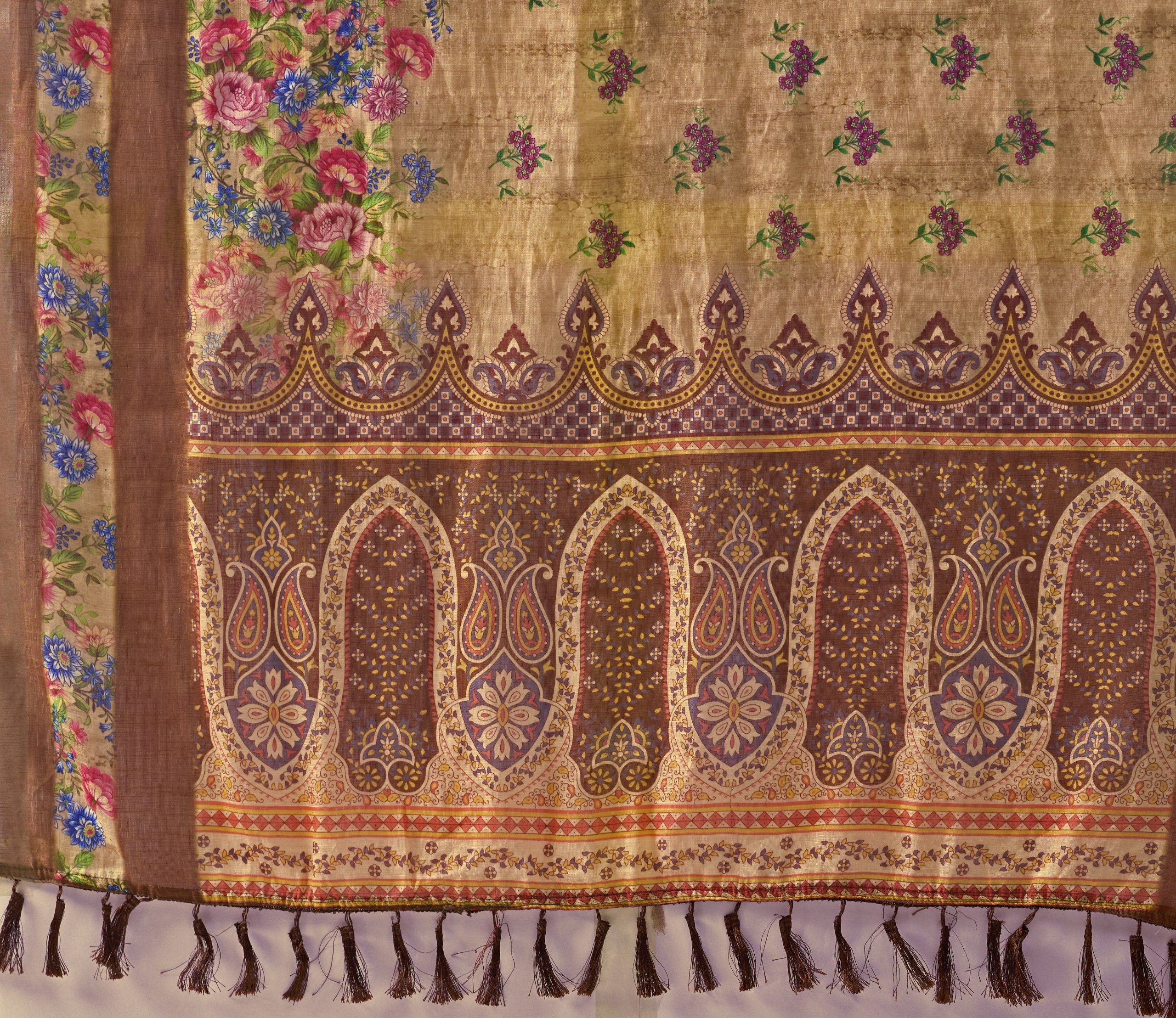 Linen Cotton Saree with Elegant Digital Printed Floral Design