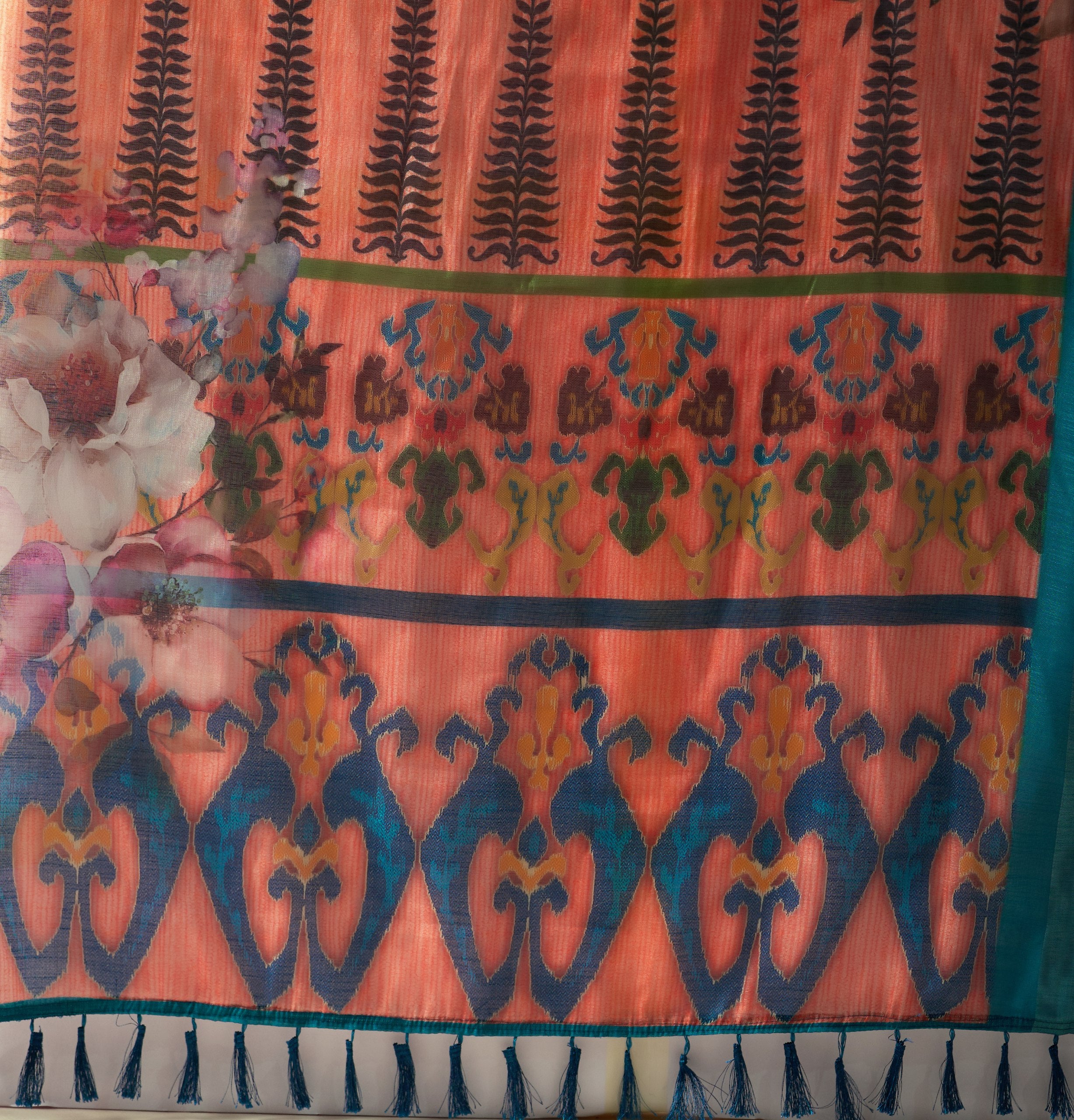Premium Linen Cotton Saree with Elegant Digital Floral & Leaf Print & Classic Contrast Patola Style Border