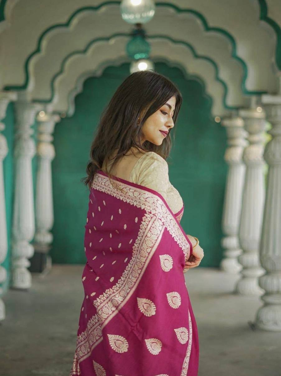 Elegant Cotton Silk Saree with Blouse Piece