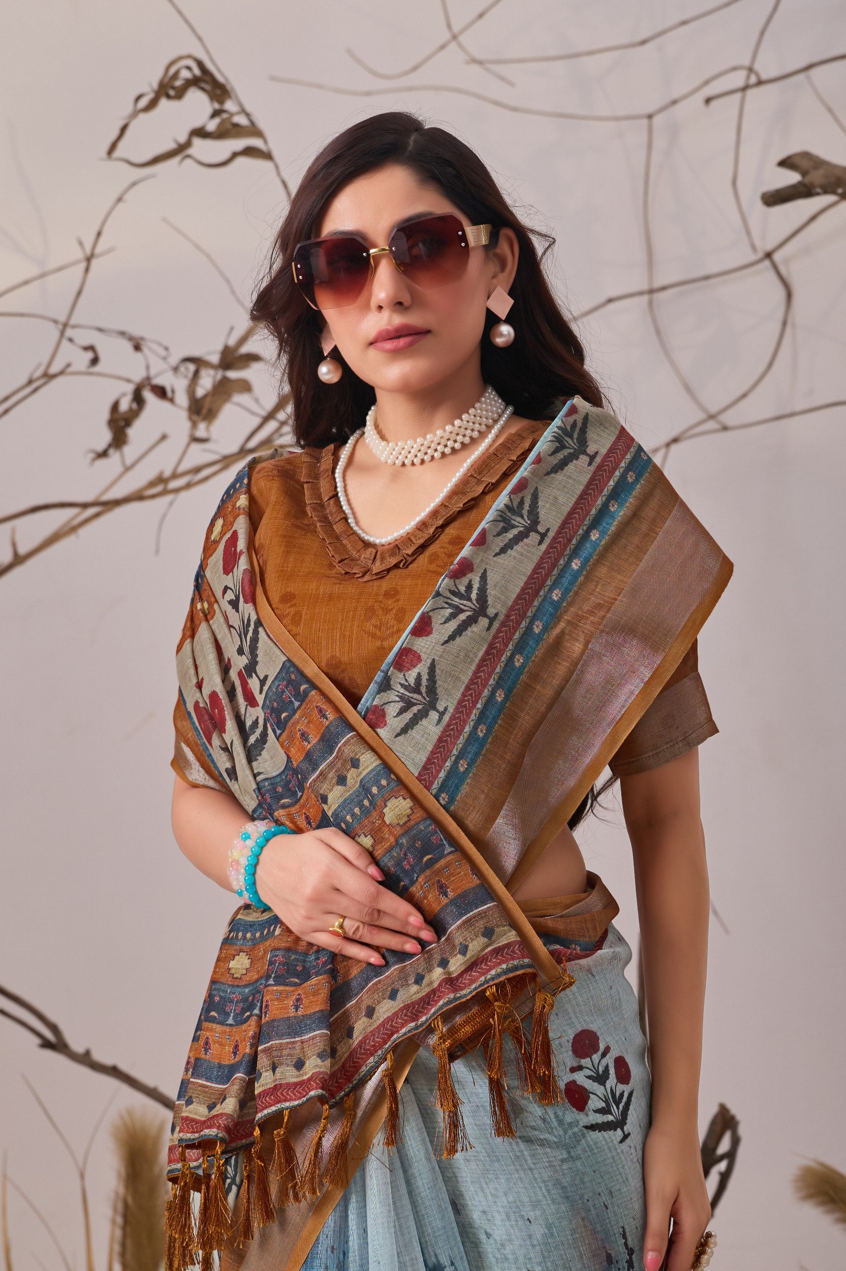 Linen Cotton Saree with Elegant Digital Printed Floral Design