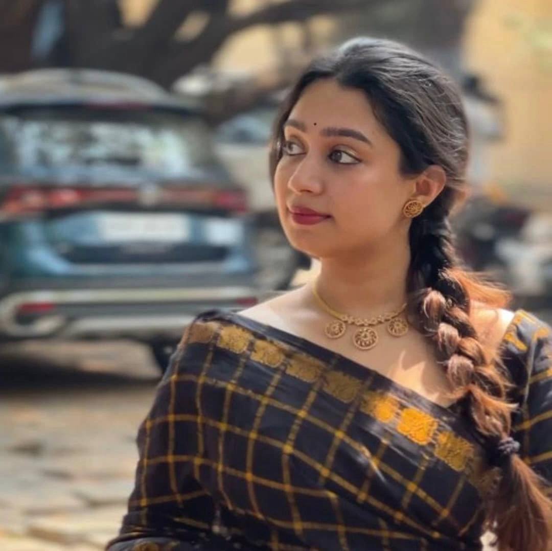 Black Cotton Silk Saree With Beguiling Blouse Piece