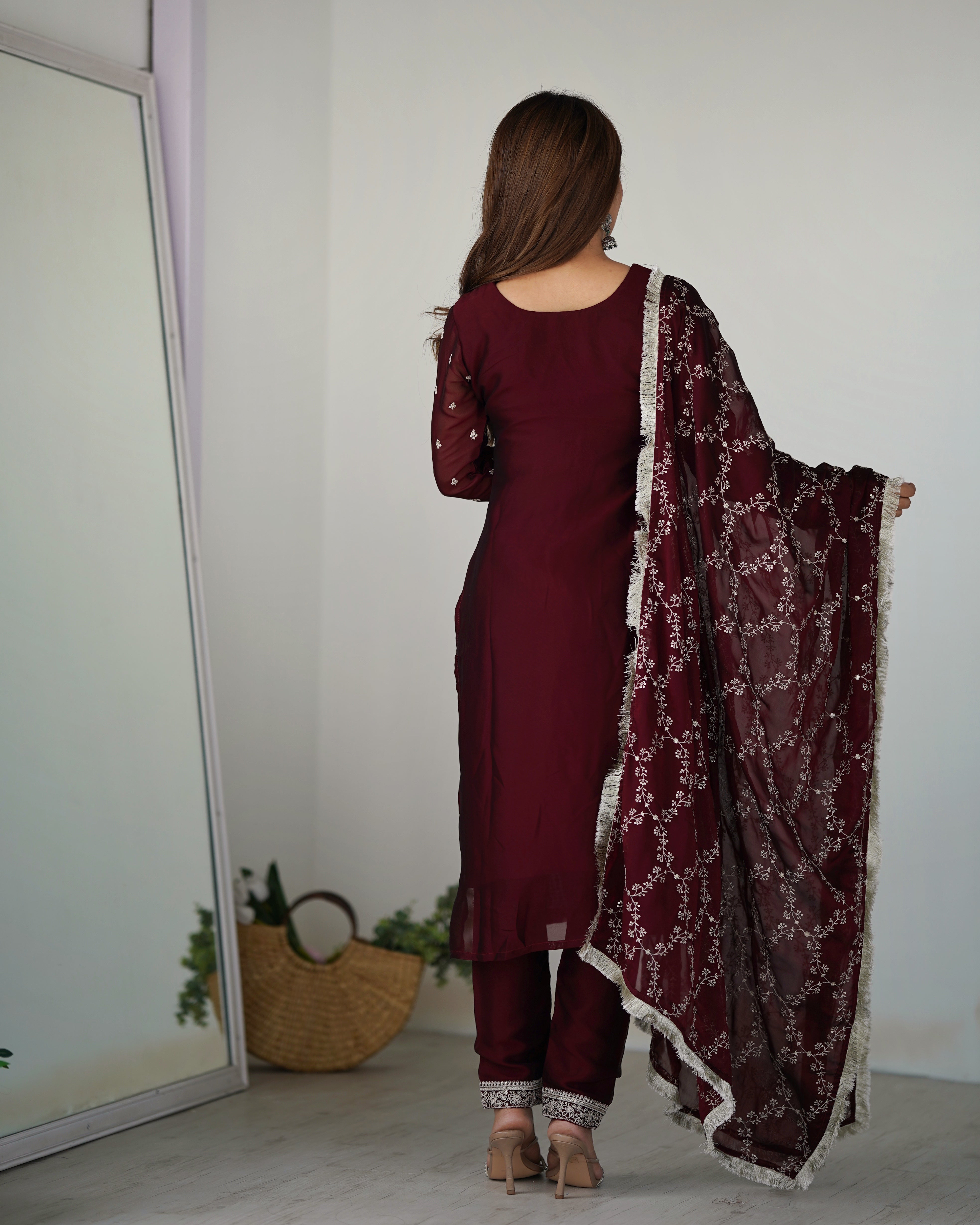 PRESENTING NEW UPCOMING FESTIVAL SEASON BEAUTIFUL PURE BLOOMING RANGOLI SILK FABRIC STRAIGHT FIT KURTA WITH DUPPTA SET,TROUSERS,READY TO WEAR