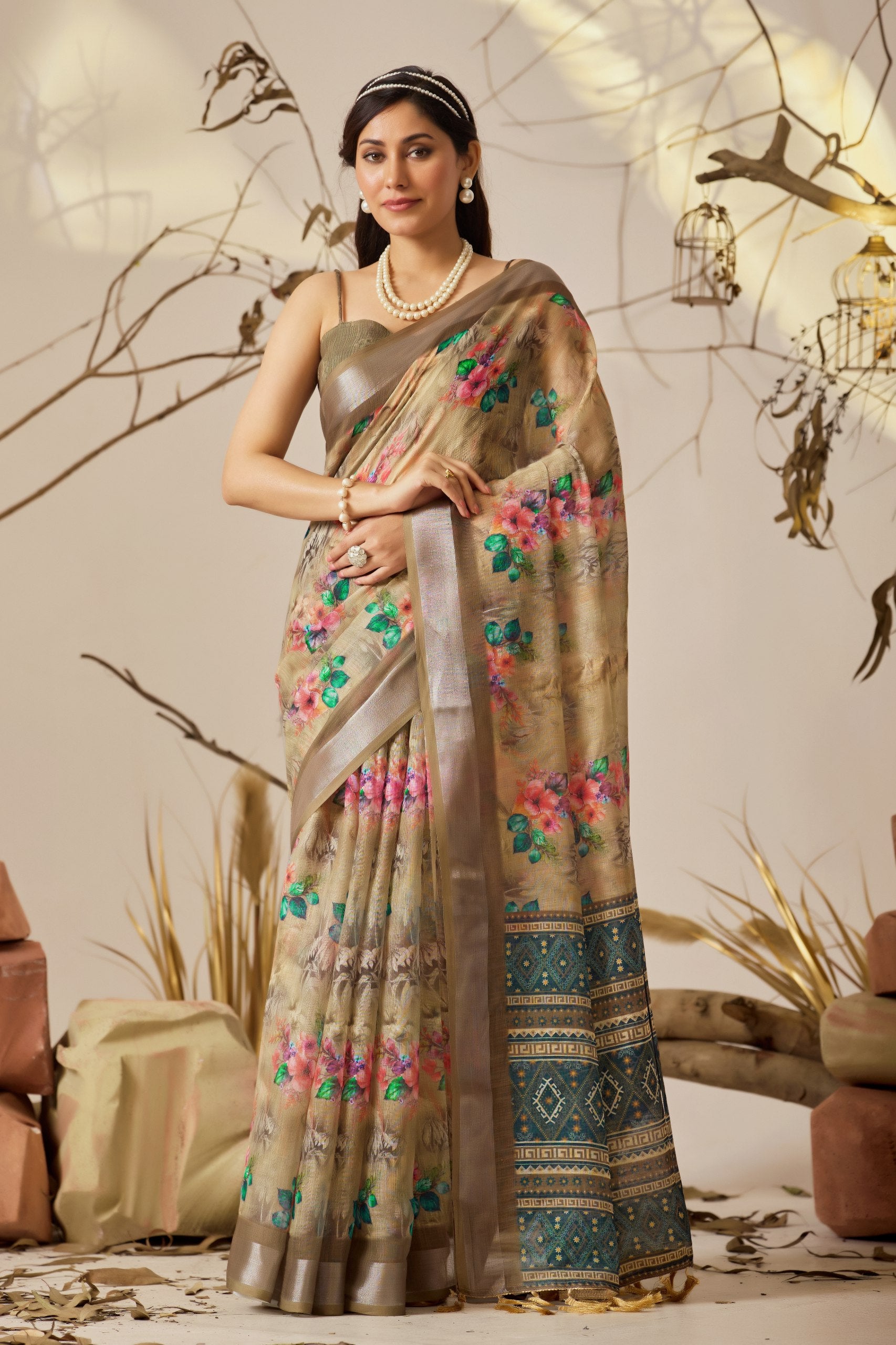 Premium Linen Cotton Saree with Elegant Digital Floral & Traditional Patola Style Print with Classic Contrast Border