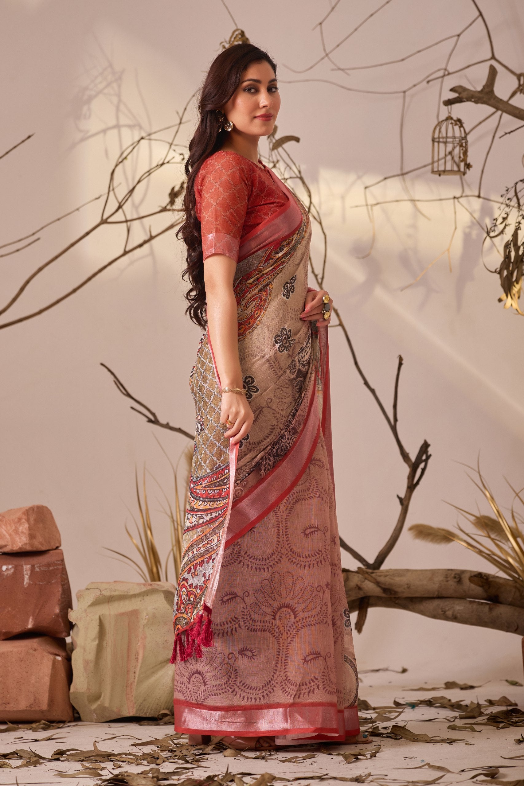 Premium Linen Cotton Saree with Elegant Digital Paisley Print & Classic Contrast Patola Style Border