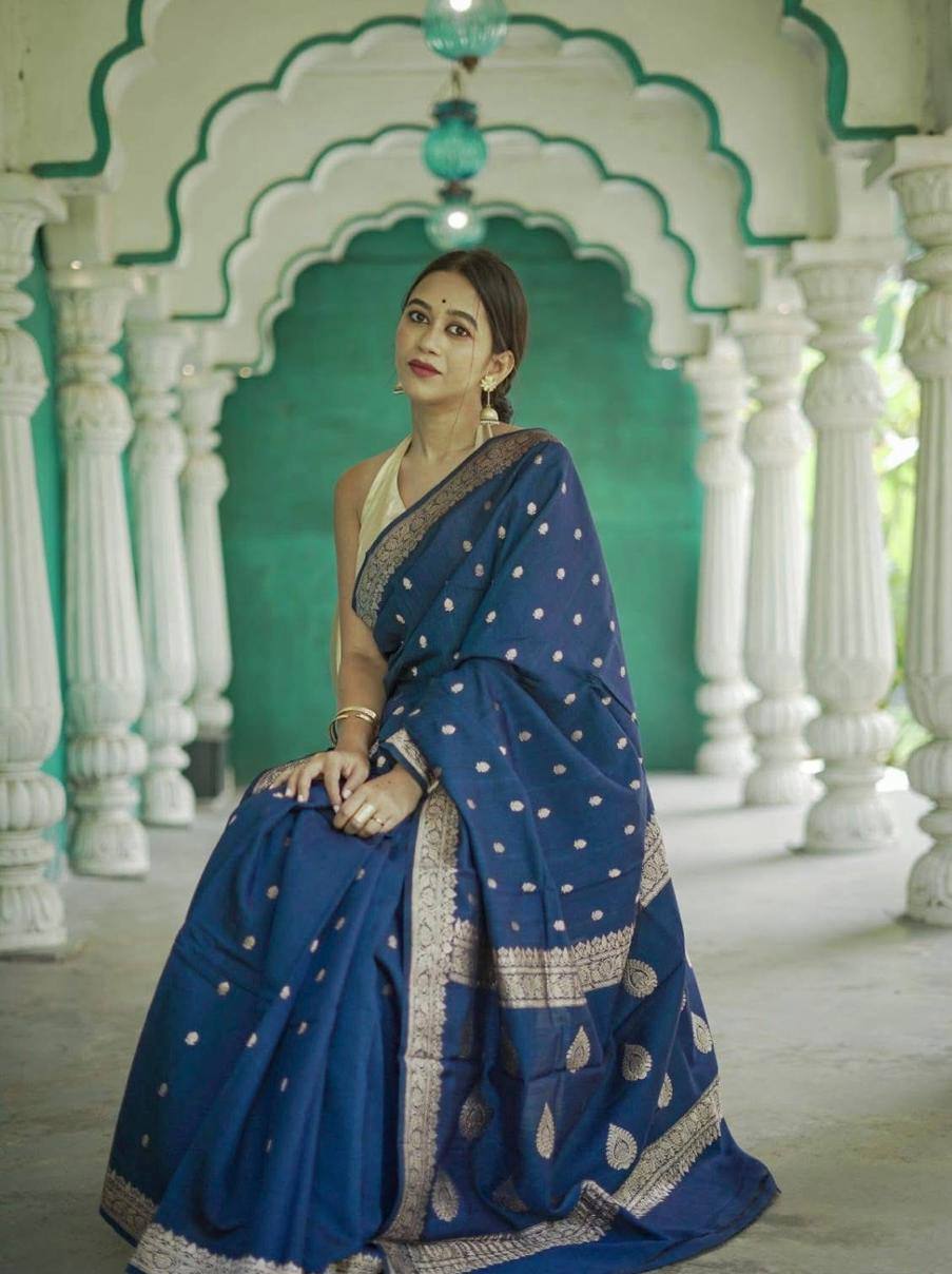 Elegant Cotton Silk Saree with Blouse Piece
