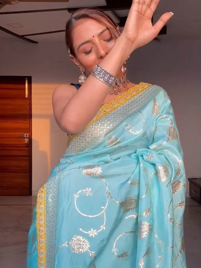 Banarasi Soft Silk Saree  with beautiful Zari work