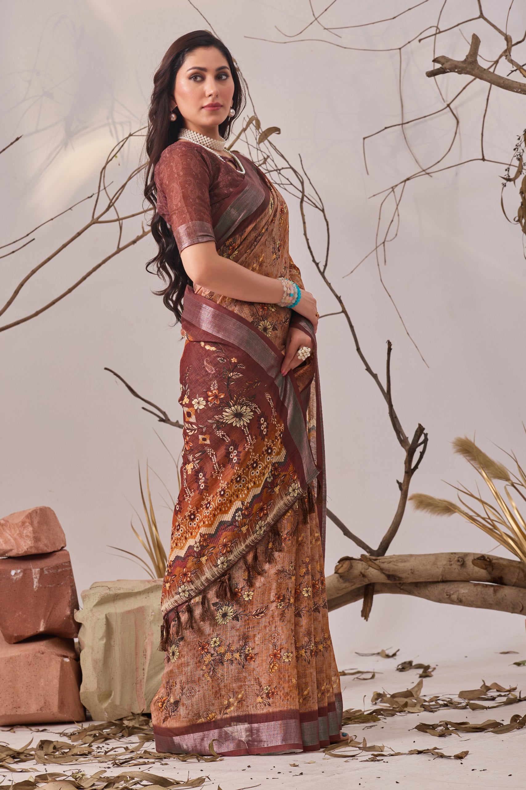 Linen Cotton Saree with Elegant Digital Floral & Traditional Woven-Style Print