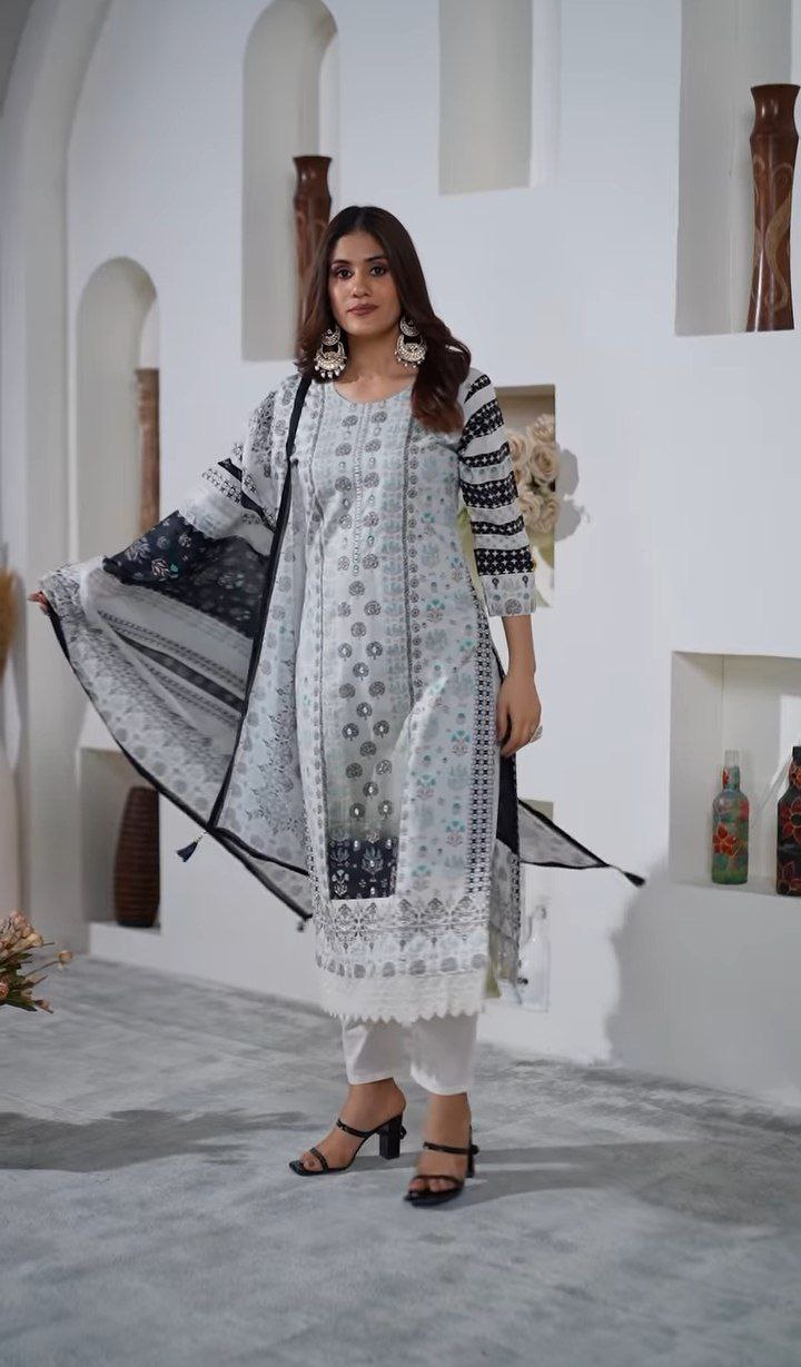 White Color3 pair kurti Suit Set you've described seems to be a party wear outfit made from Maslin fabric with digital prints Georgette Duptta.(3-Pair)