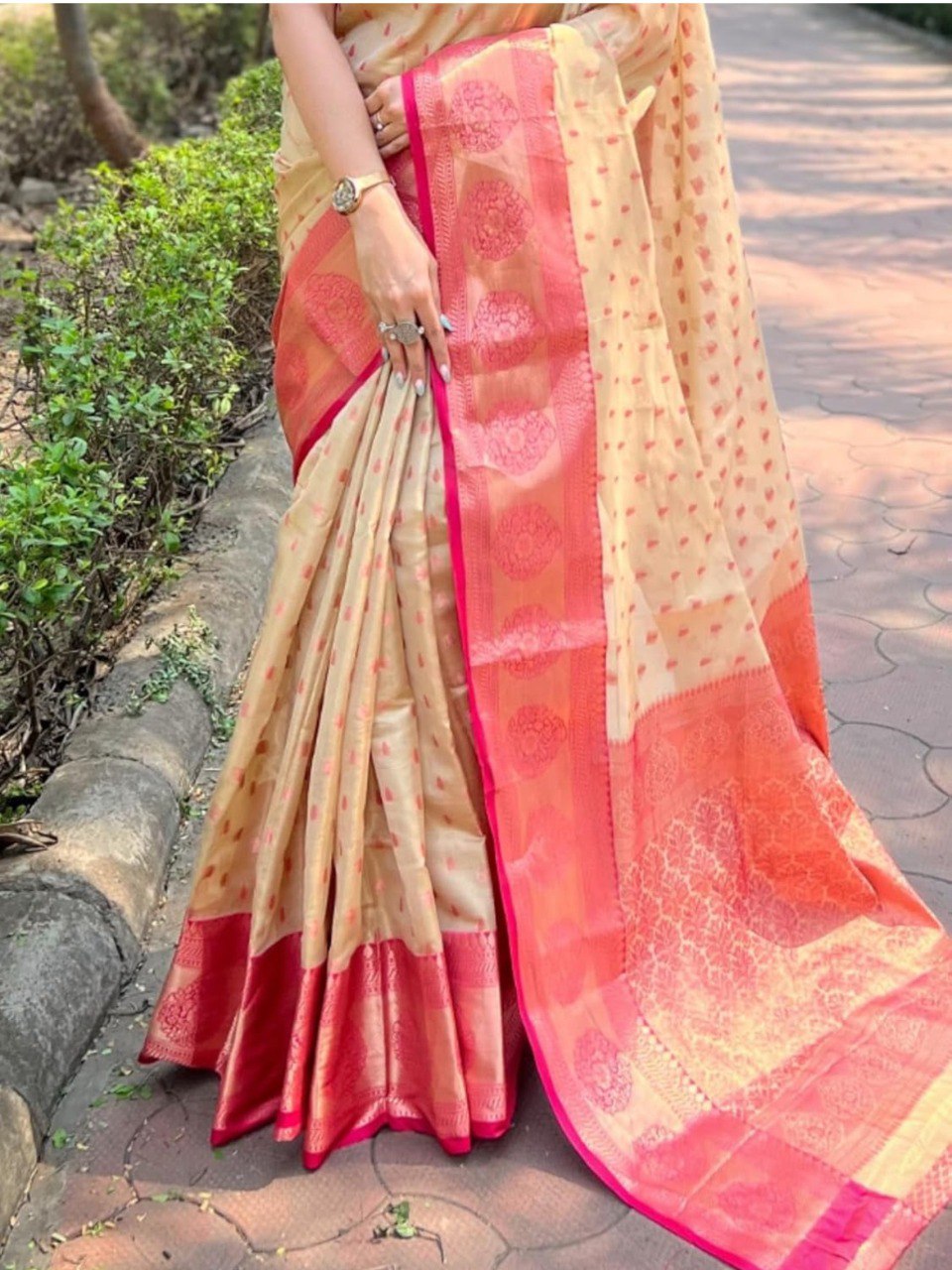Banarasi Soft Silk Saree  with beautiful Zari work