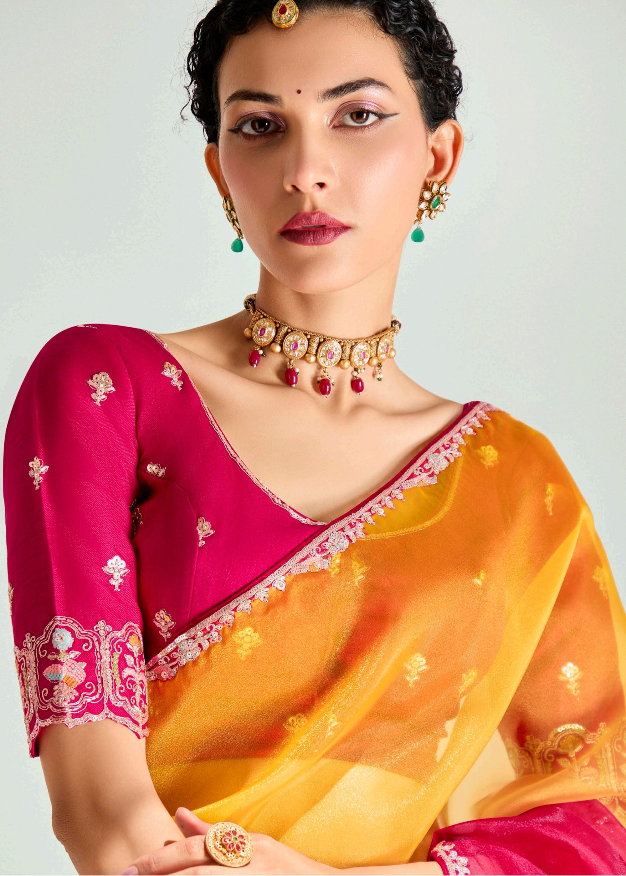 Launching new amazing  Designer Tissue Saree With Embroidered Blouse