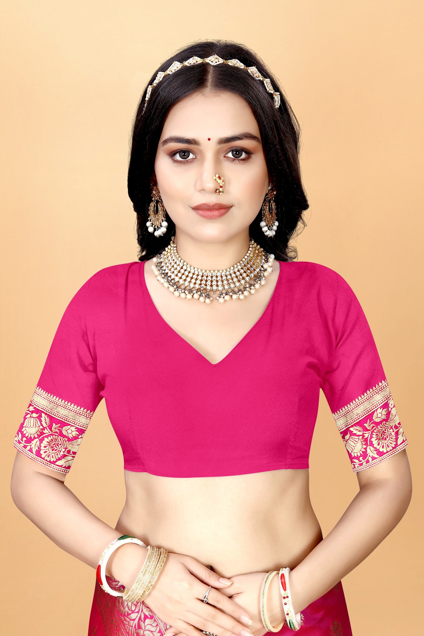 Majestic Banarasi Silk Saree with Dual Peacock Pallu and Zari Detailing
