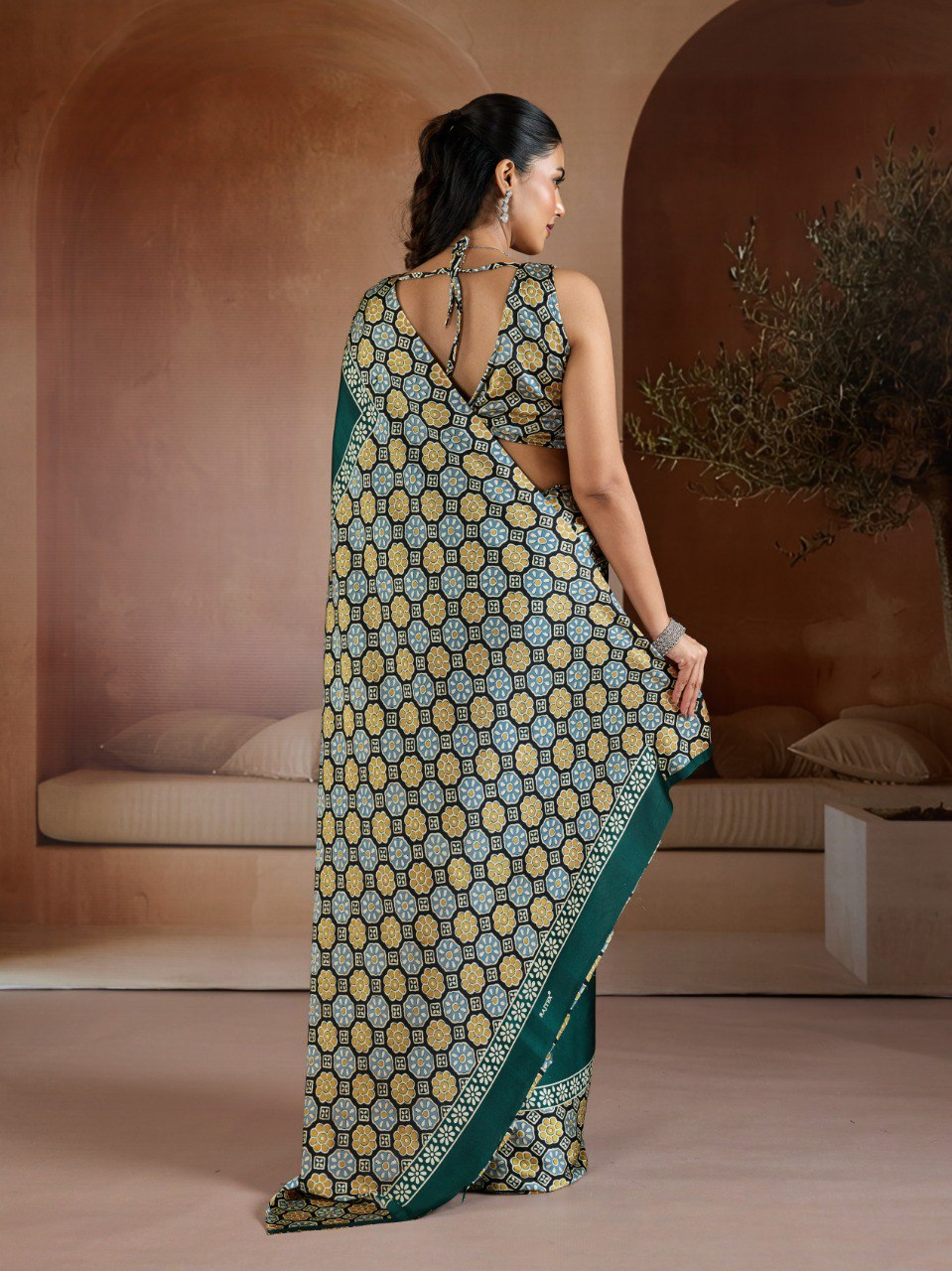 Launching new amazing saree collection for you