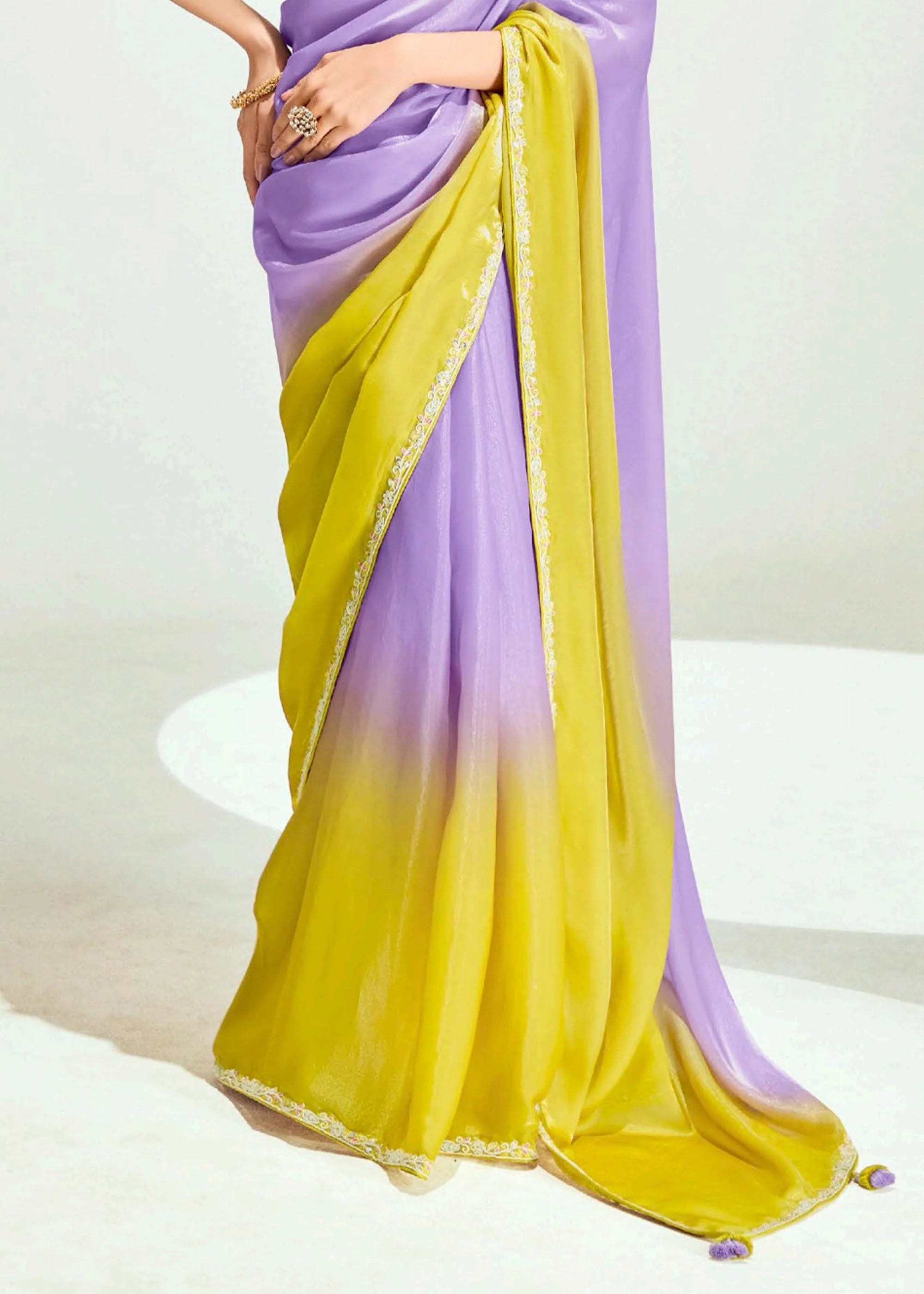 Launching new amazing  Designer Tissue Saree With Embroidered Blouse