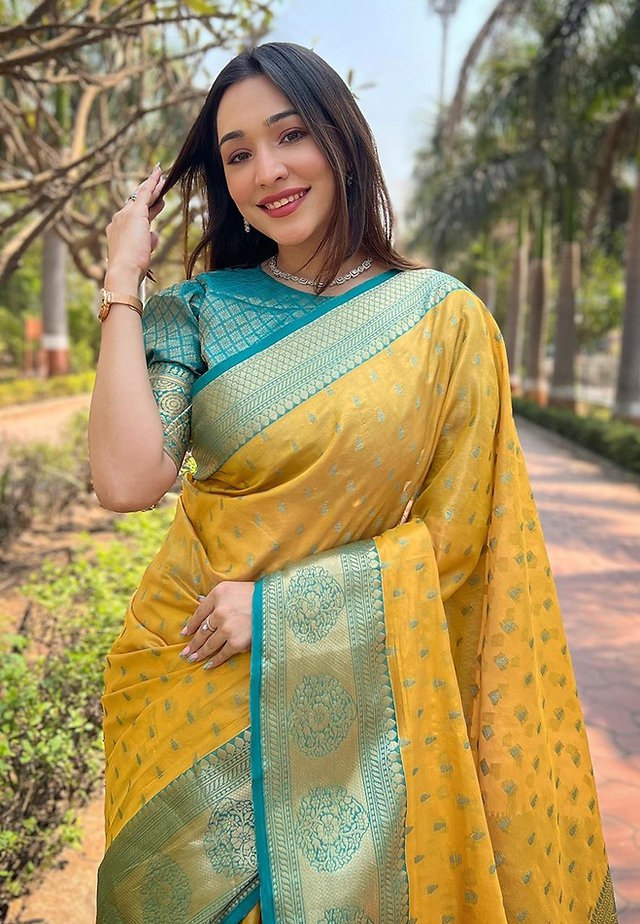 Banarasi Soft Silk Saree  with beautiful Zari work
