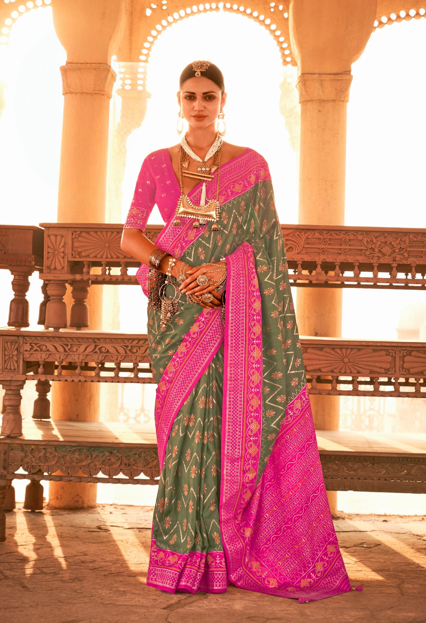 Classic Banarasi Saree with Contrast Pallu and Blouse