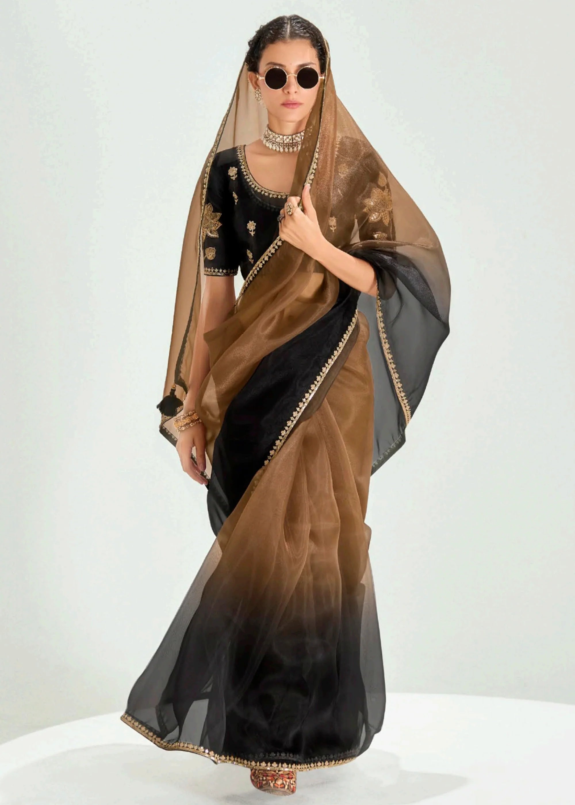 Launching new amazing  Designer Tissue Saree With Embroidered Blouse