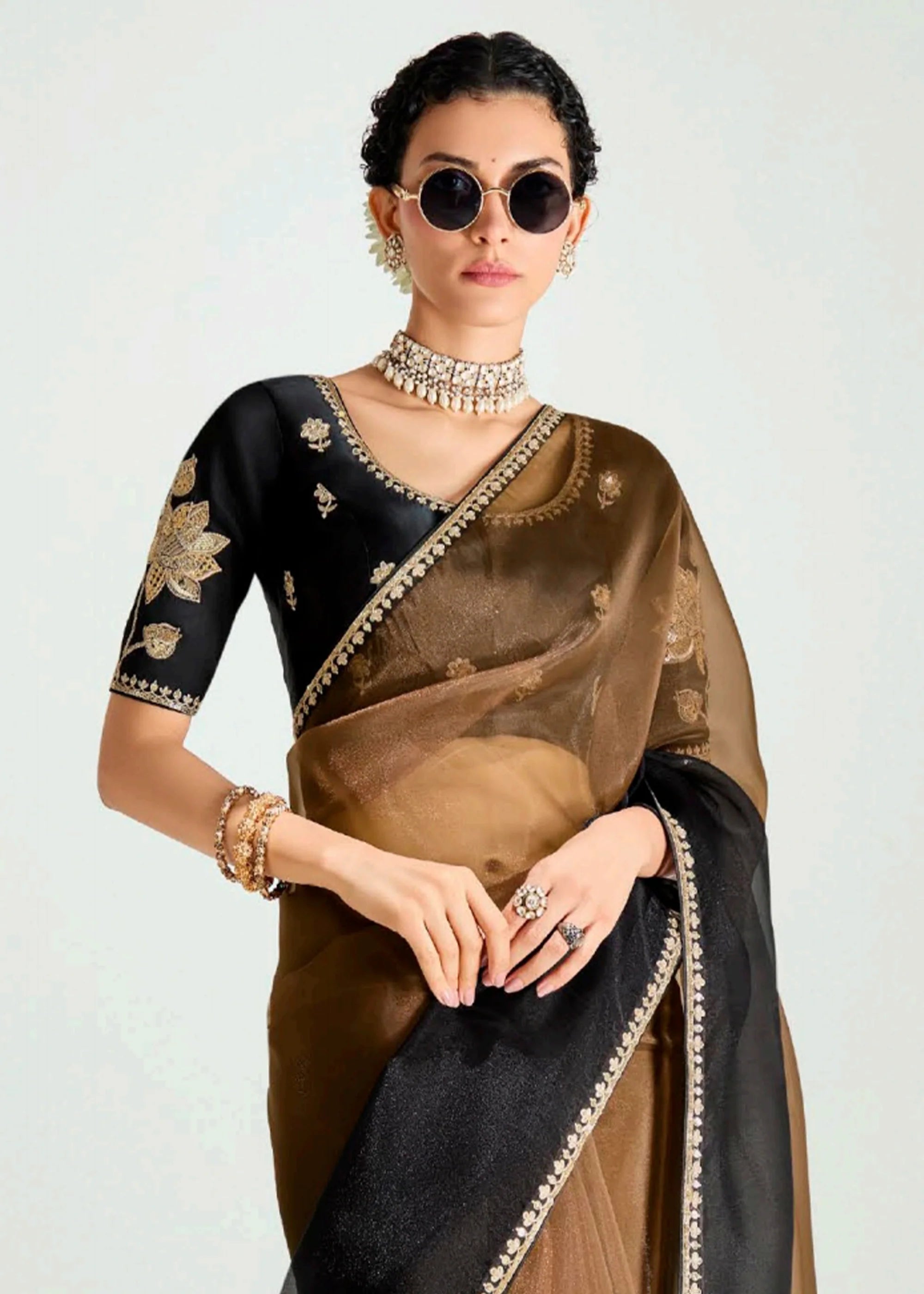 Launching new amazing  Designer Tissue Saree With Embroidered Blouse
