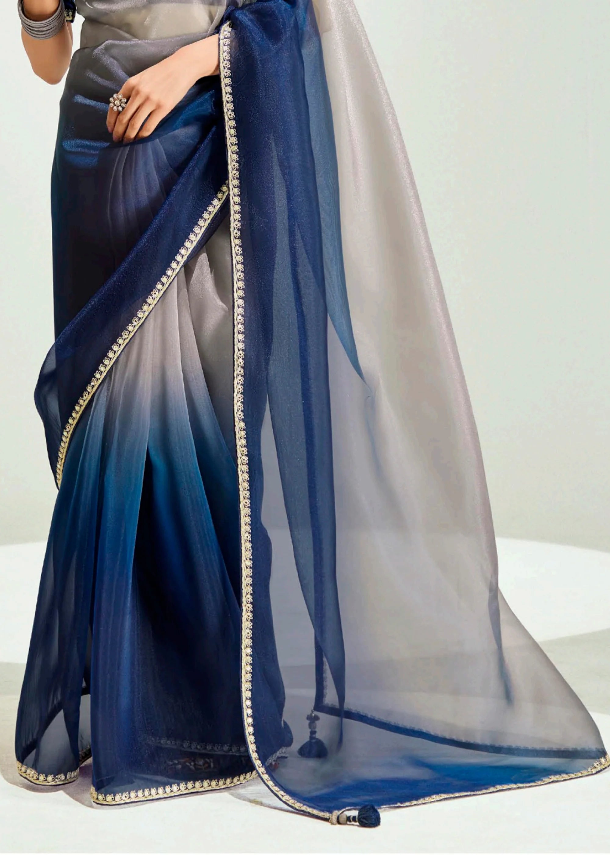 Launching new amazing  Designer Tissue Saree With Embroidered Blouse